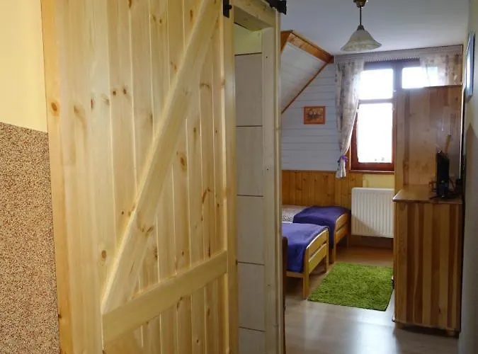 Olimp I Проживание в семье *